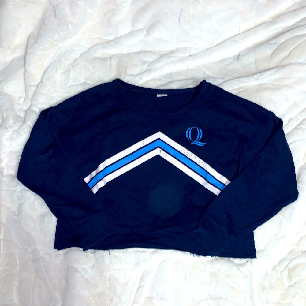 Quinnipiac Cropped Crewneck